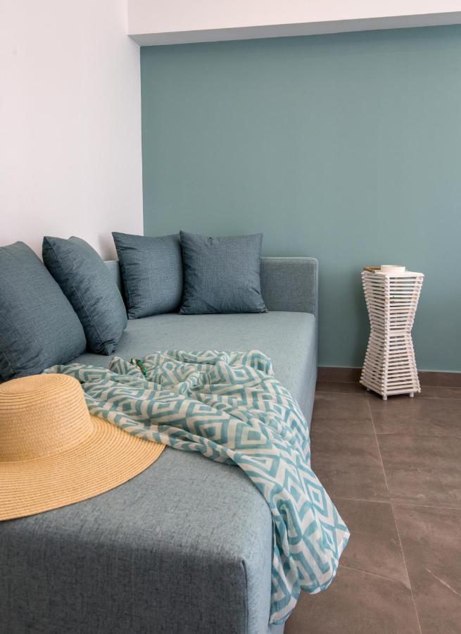 Azzurro Deluxe Apartment ลิเมนาเรีย ภายนอก รูปภาพ