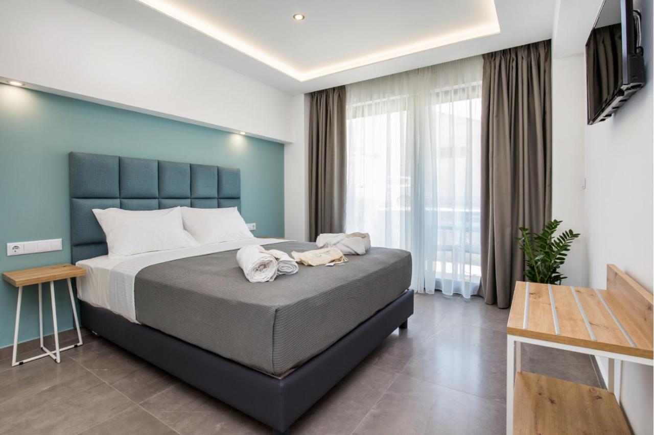 Azzurro Deluxe Apartment ลิเมนาเรีย ภายนอก รูปภาพ